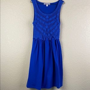 3/$10 • girls sleeveless dress • sz small